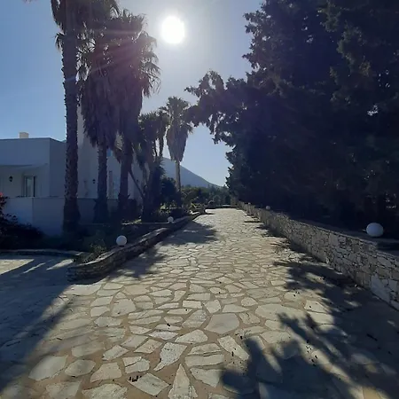 Villa Themis