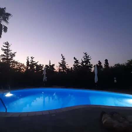 Villa Themis